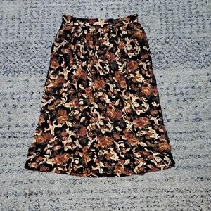 Vintage Chic Floral A-Line Skirt in Black and Brown